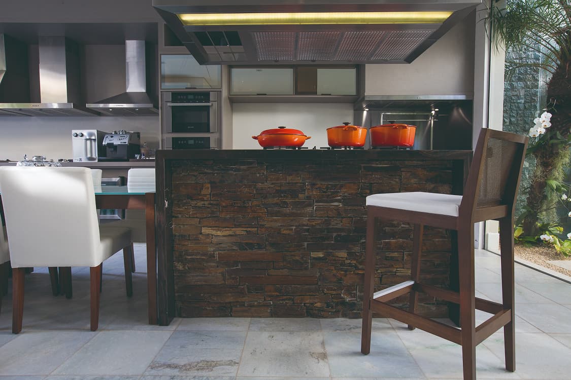 ESPANHA 9 Detalhe de aplicação interna de Pedra Espanha para revestimento