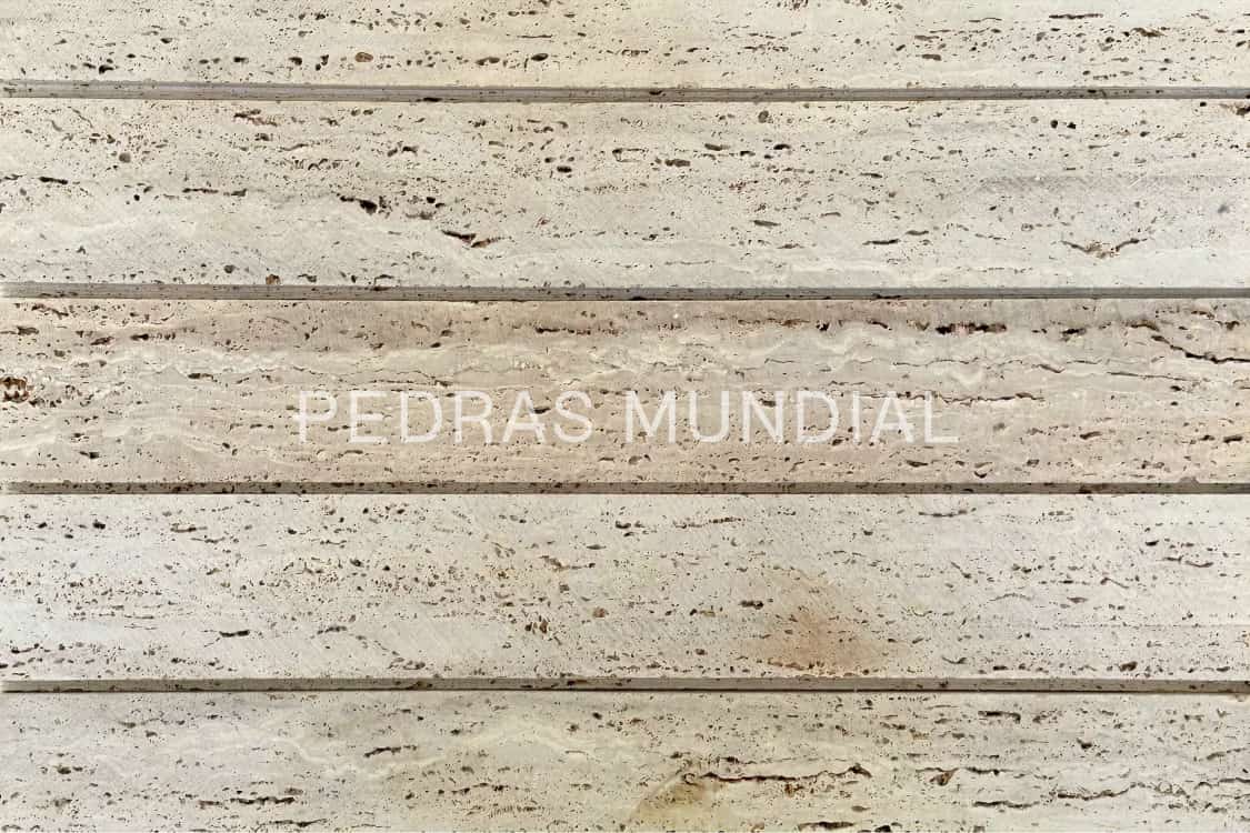 TRAVERTINO ROMANO 13 Detalhe da textura do Travertino Romano como revestimento de pedra