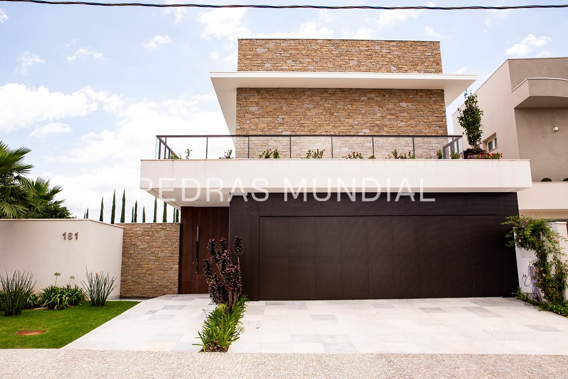 ESPANHA 7 Fachada externa com revestimento Pedra Espanha