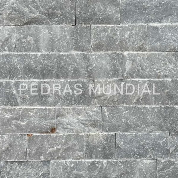 Travertino Turco Cinza Claro aplicado em revestimentos para fachada