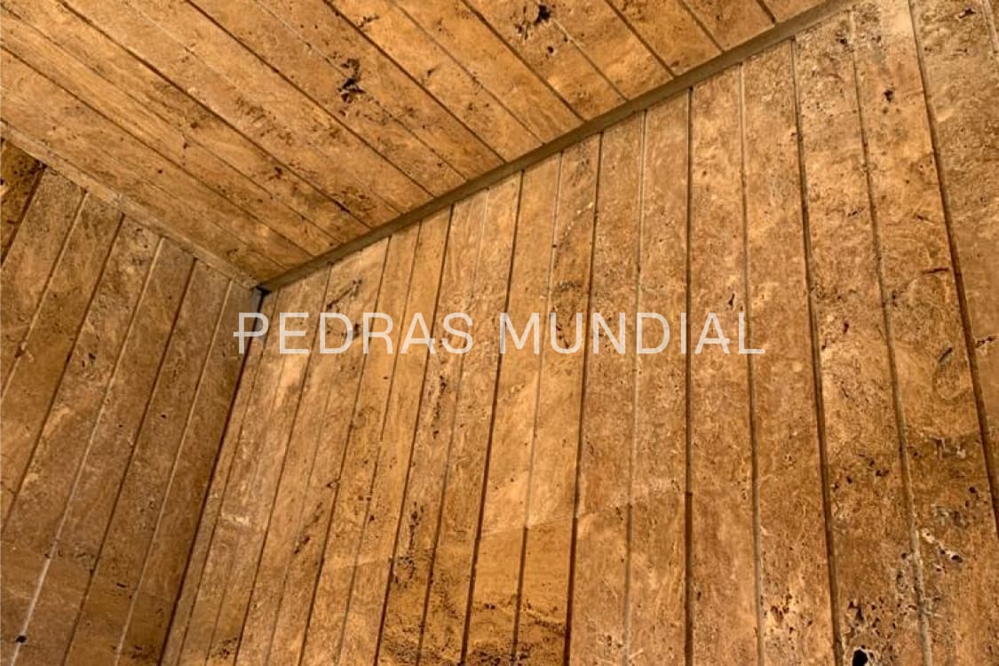 TRAVERTINO ANTIQUE NOCE 5 Detalhe do revestimento travertino antique noce textura e tonalidade