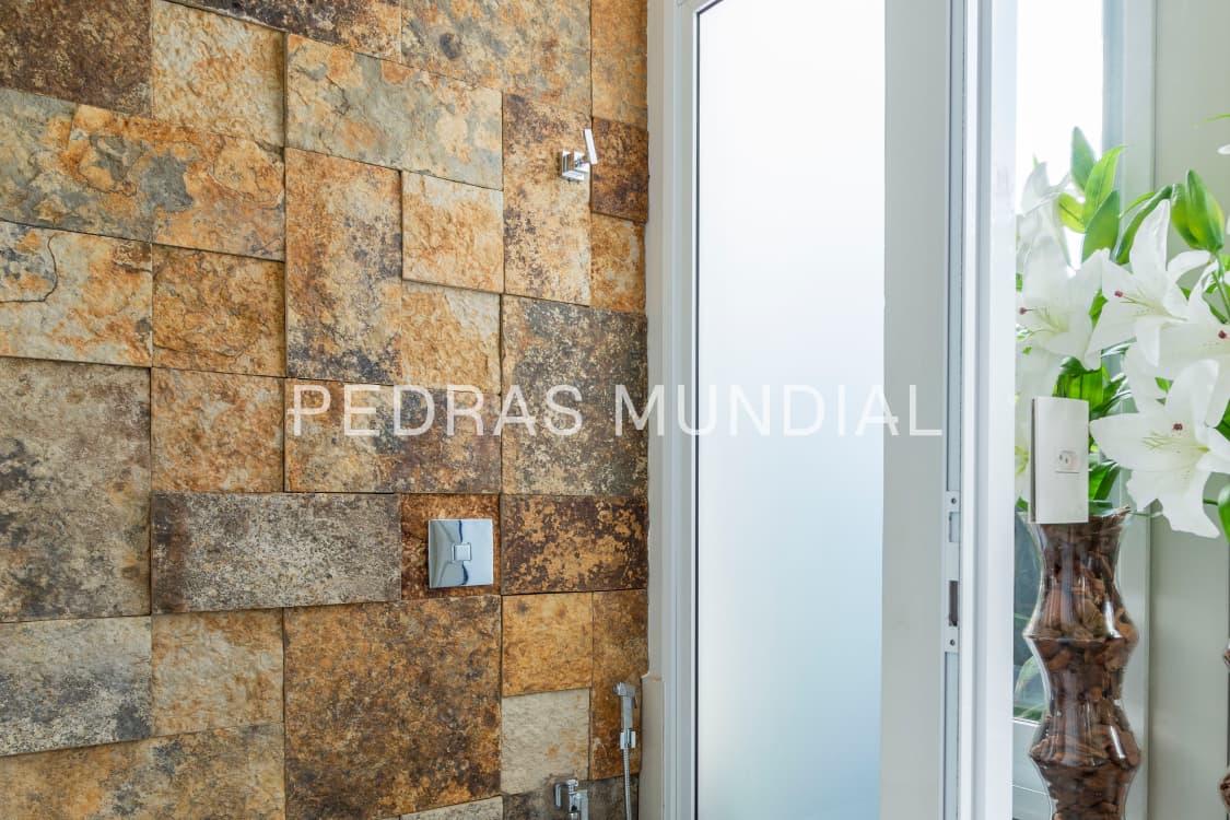 TOPÁZIO 4 Revestimento de pedra topázio em parede